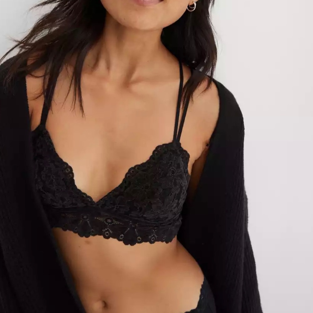 Aerie Snowday Chenille Lace Padded Triangle Bralette